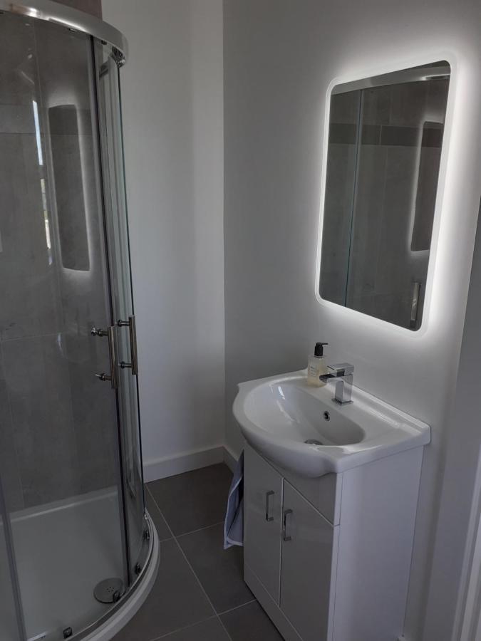 An Sean Teach Self Catering Apartment Fodry Bagian luar foto
